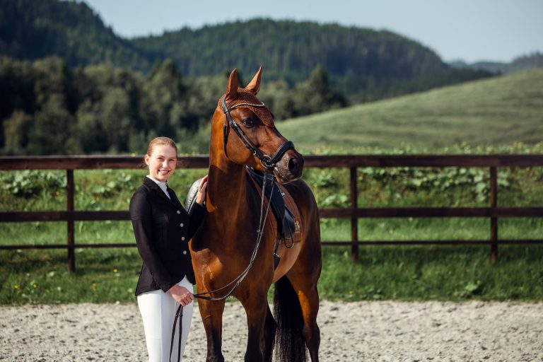The Hunter Jumper Show Checklist for Horse and Rider