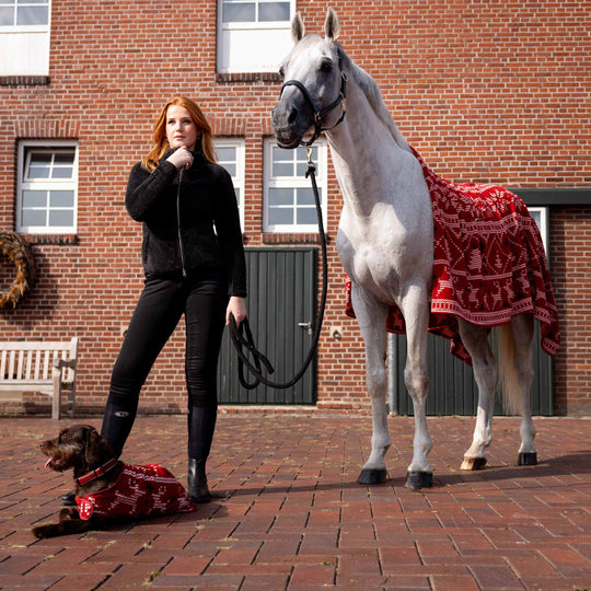 Horze Santa Christmas Throw Blanket image 