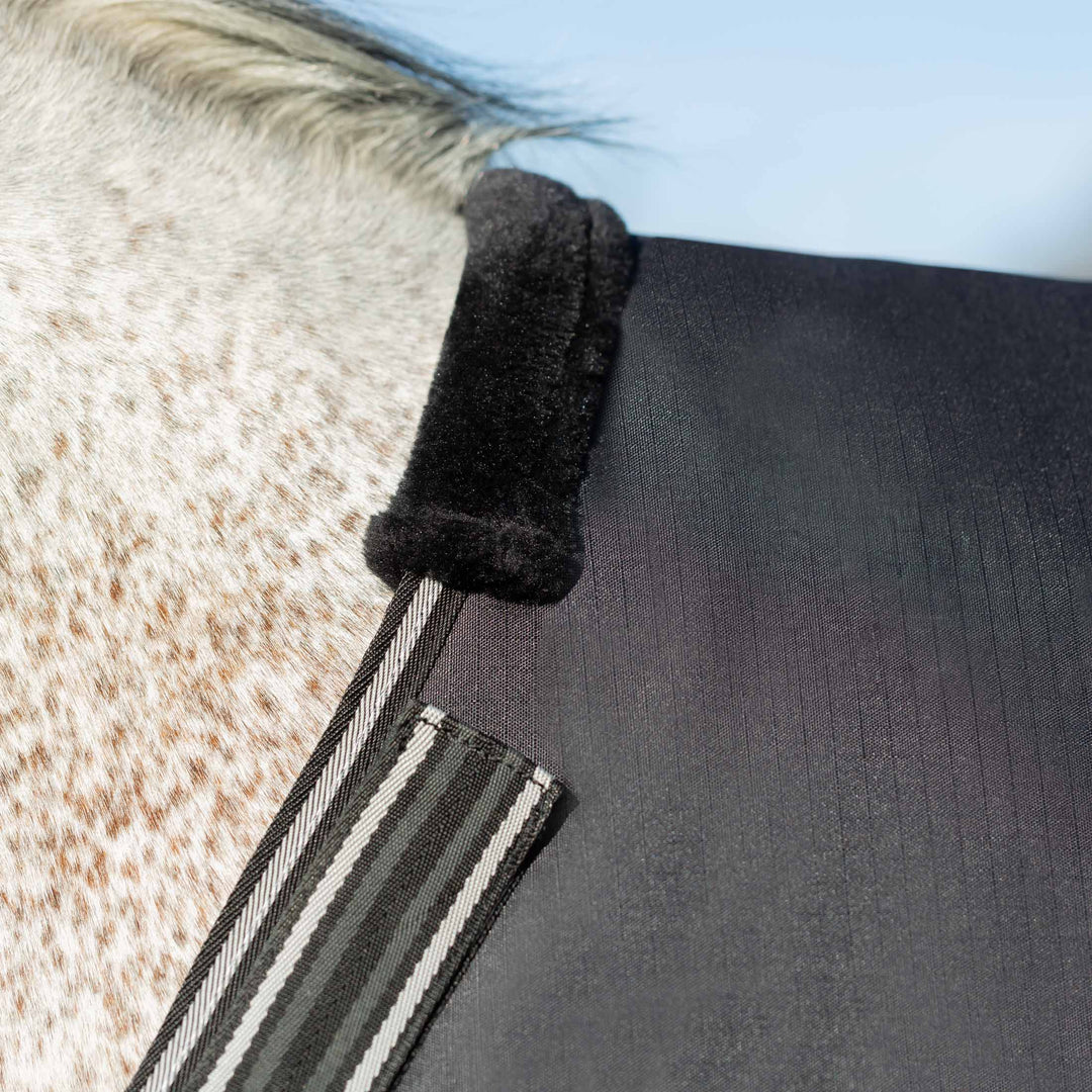Equinavia Norse Mid Weight Turnout Blanket 200g image 