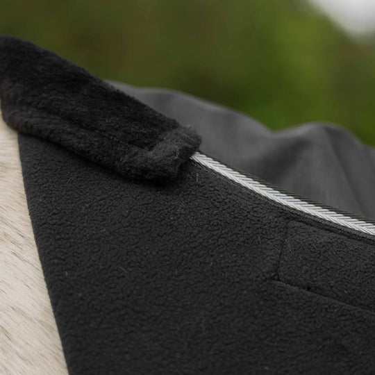 Equinavia Norse Mid Weight Turnout Blanket 200g image 