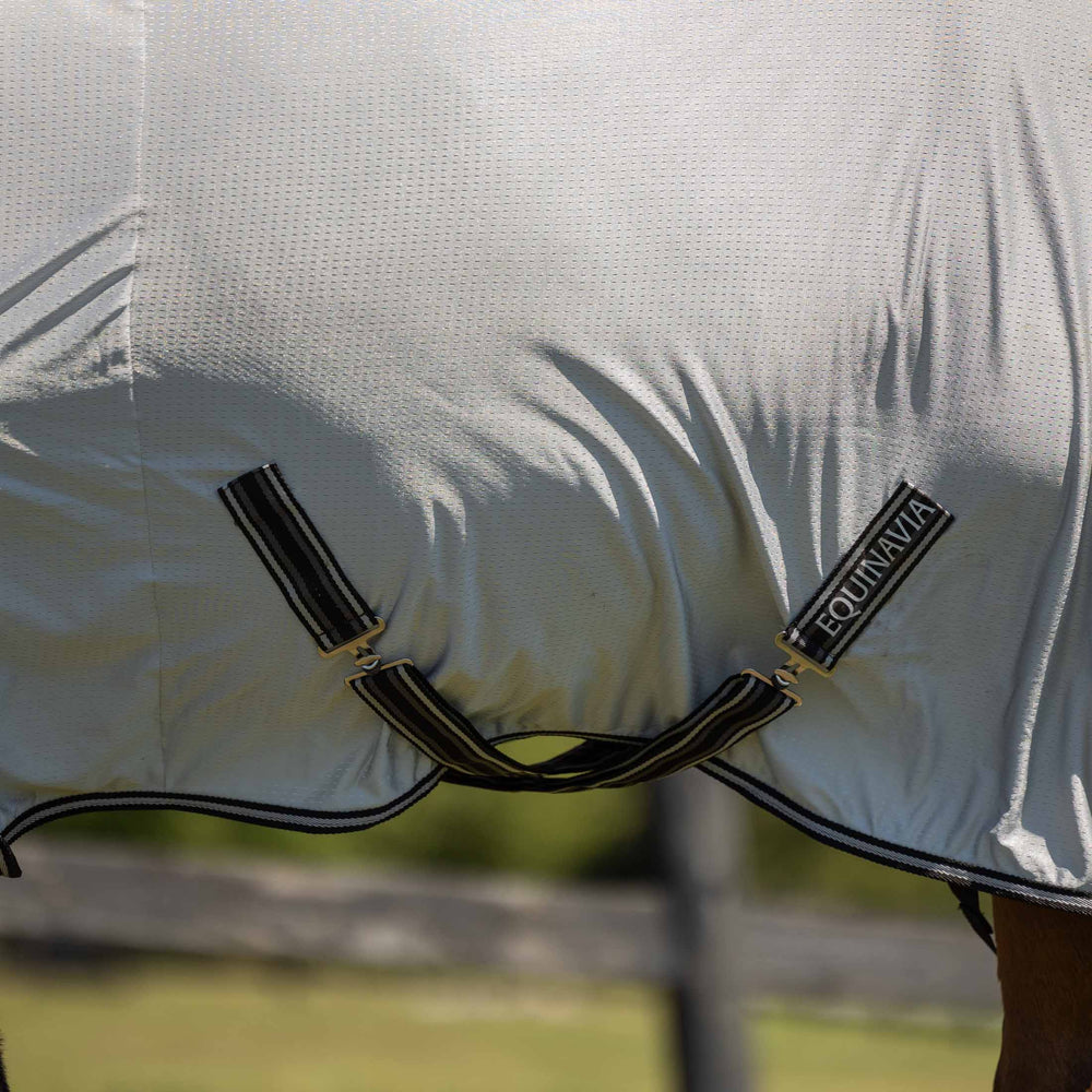 Equinavia Aktiv Athletic Detachable Neck Fly Sheet image #2