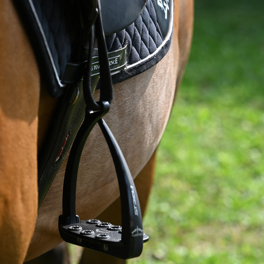 Veredus Vita Stirrup Steel1 Dark image 