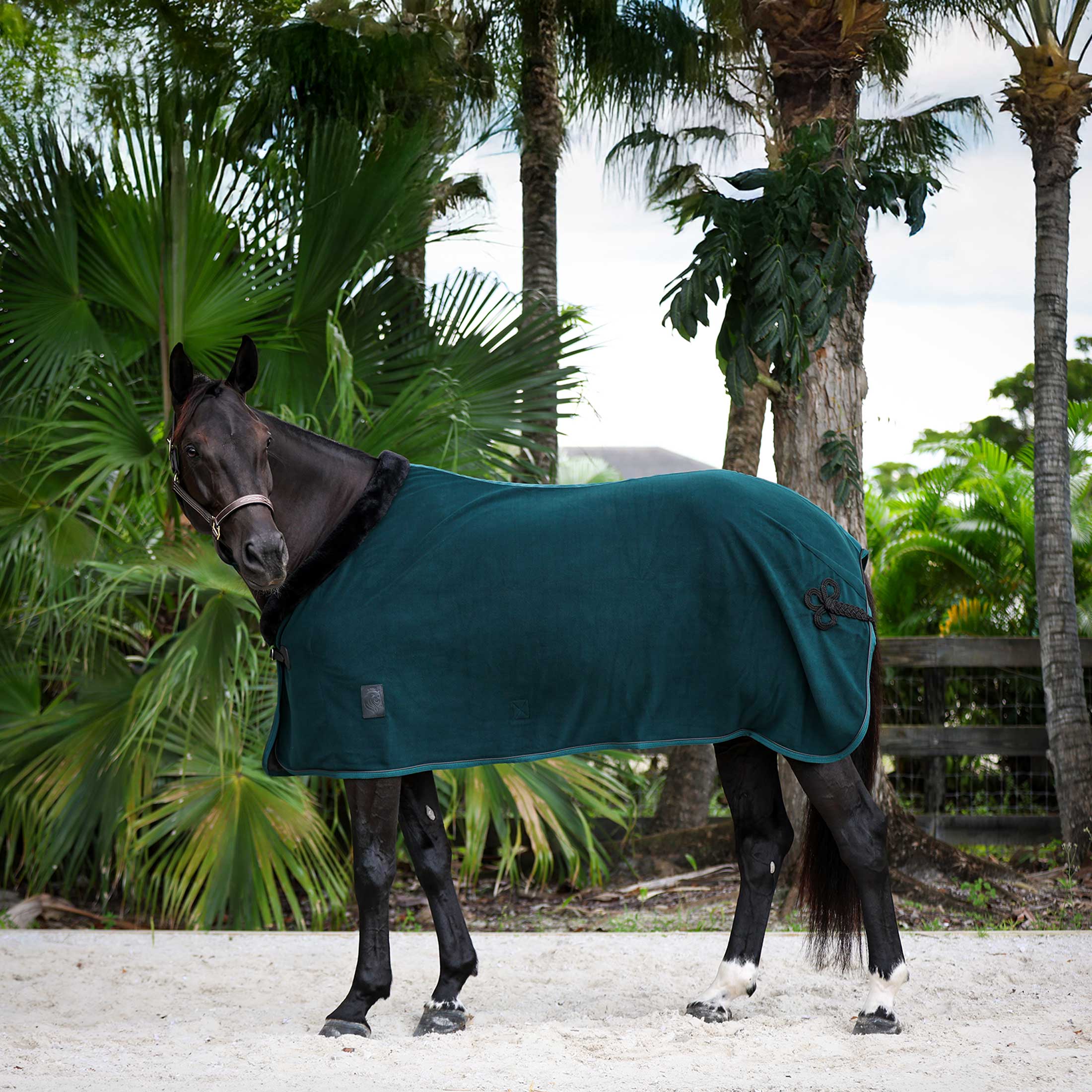 Equinavia Koselig Fleece Cooler image #1