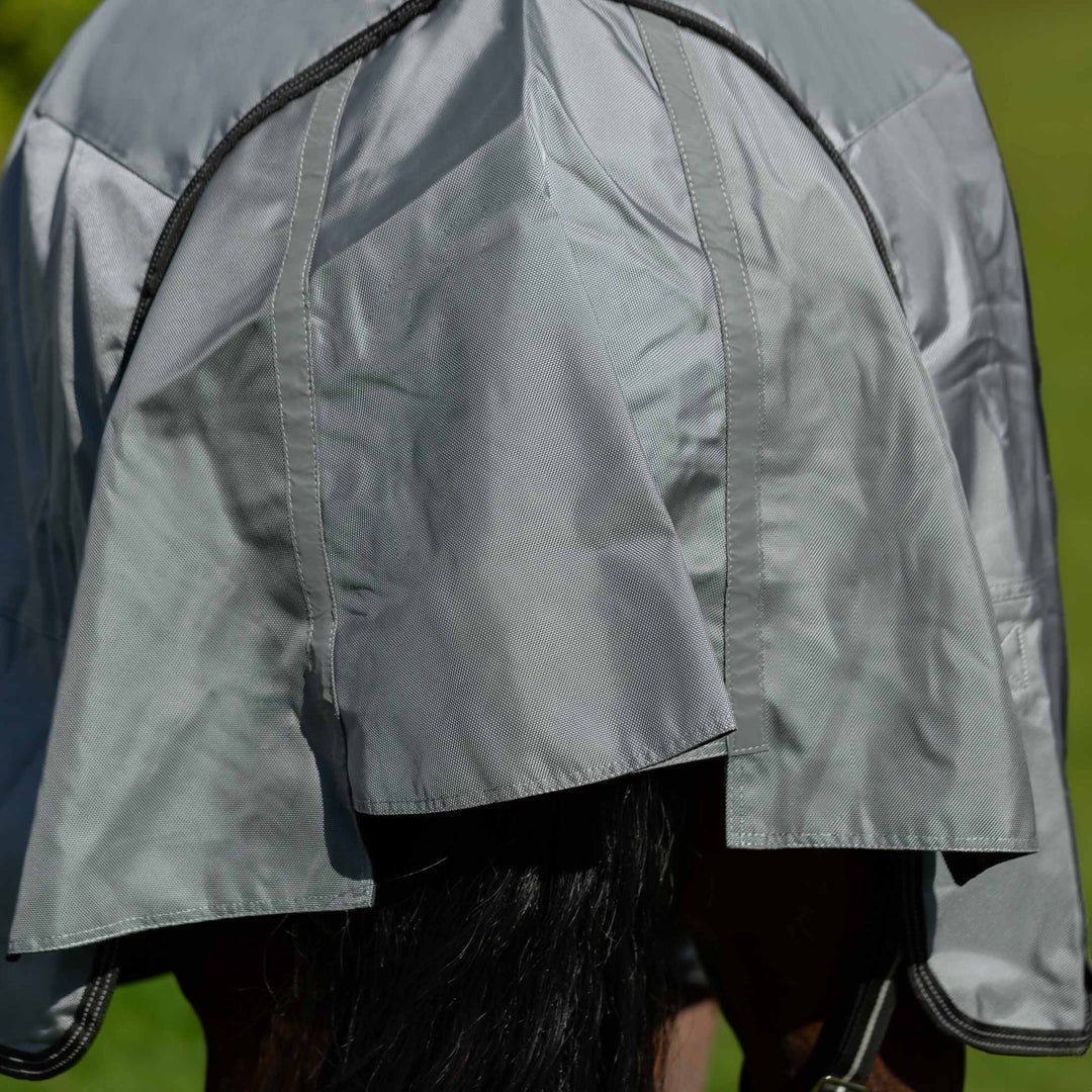 Equinavia Thunder 360 Detachable Neck Mid Weight Turnout Blanket 200g image 