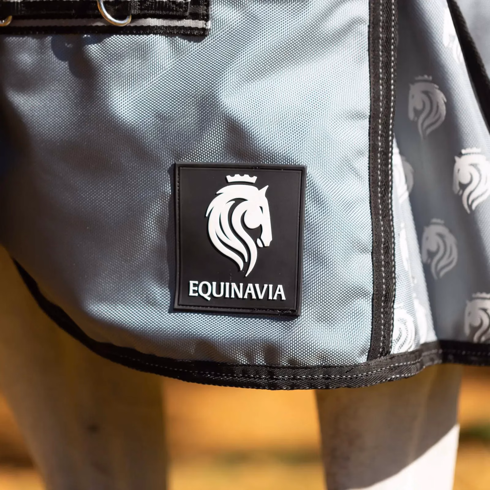 Equinavia Thunder 360 Detachable Neck Mid-Heavy Weight Turnout Blanket
