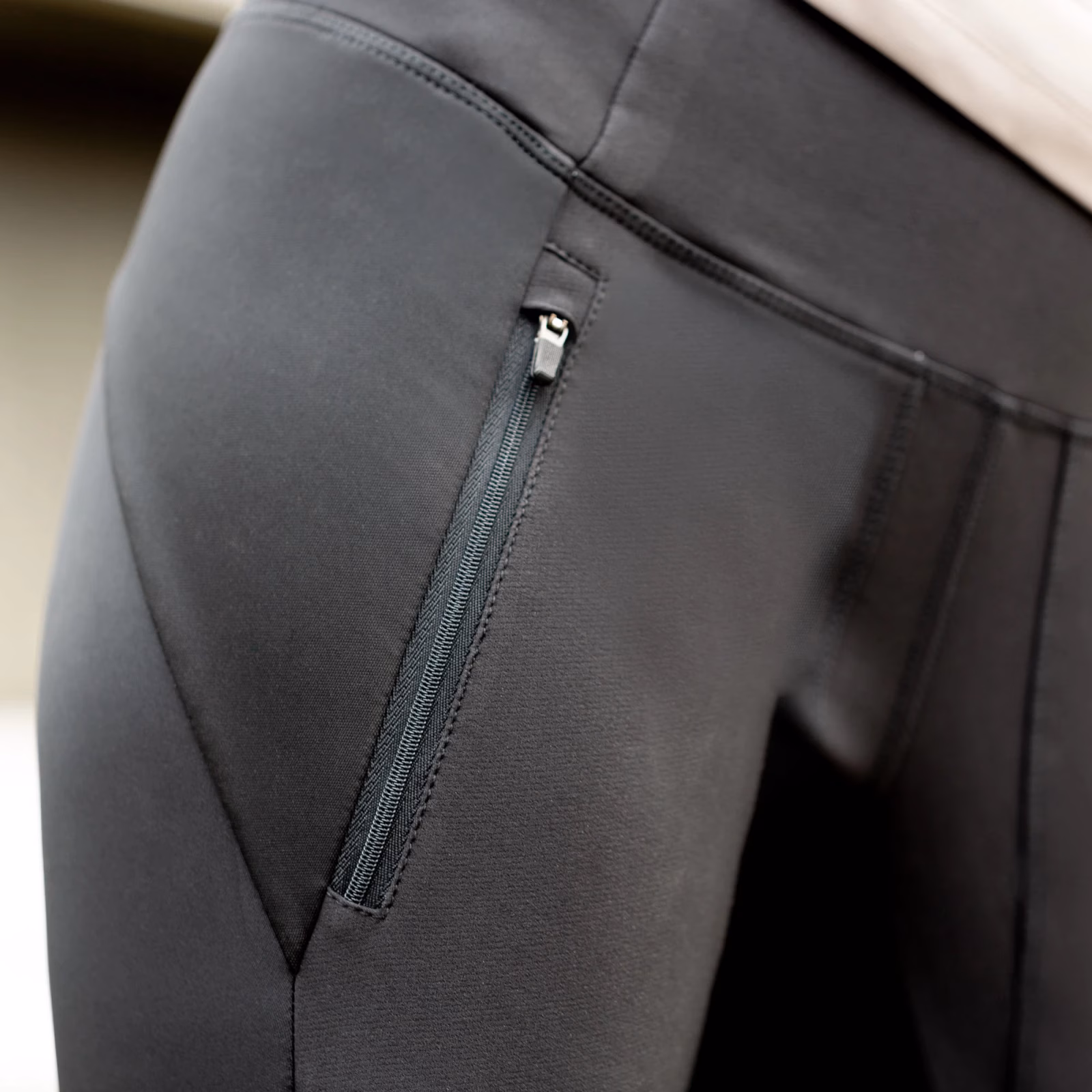 Equinavia Liv Womens Hybrid Full Grip Breeches